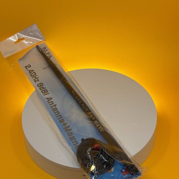 2.4GHz 9dBi OMNI Directional Antenna w/ Magnetic Base - Picture 3 of 5